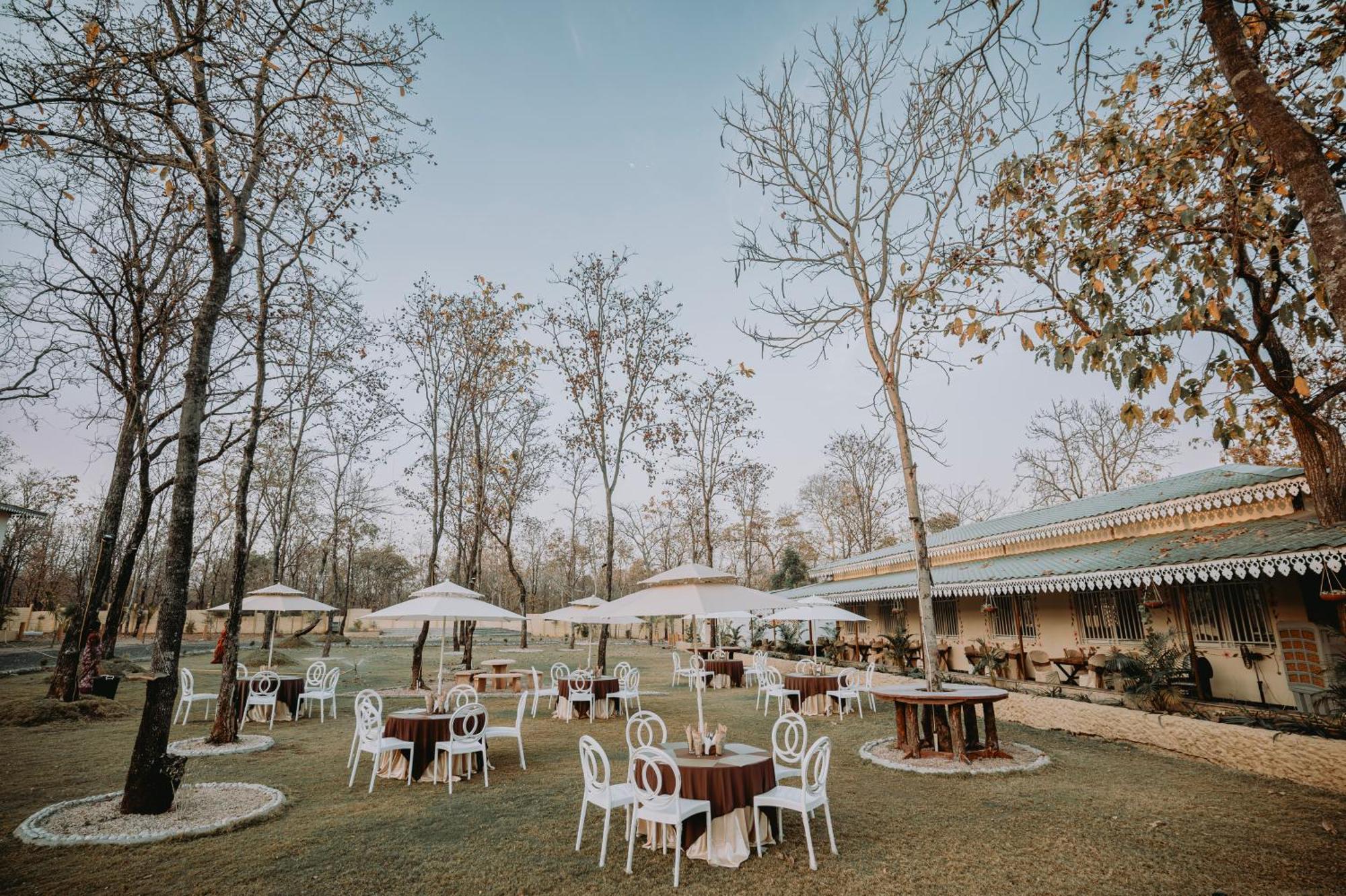 Palash The Jungle Resort Gondia Exterior photo